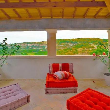 Les Hauts De L'ouysse